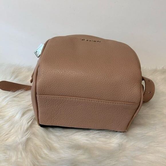 Furla Frida Mini backpack in Moonstone ( pale pink) with Rose Gold hardware New - Picture 8 of 12